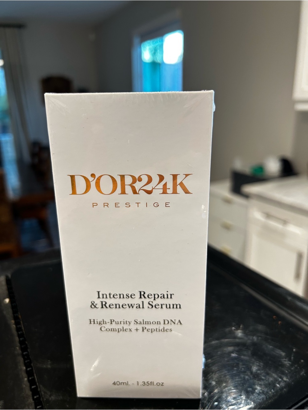 Intense Repair & Renewal Serum - White & Gold Packaging